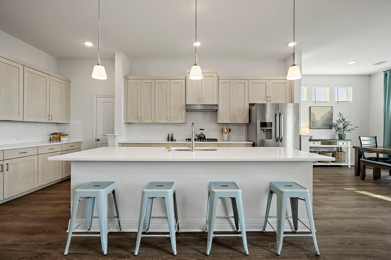 Contemporary Sweetwater Stunner
