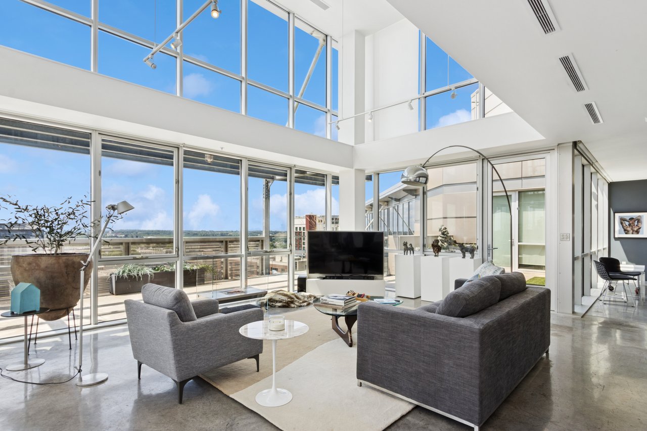 221 E College St Unit: Nos. 1301 +1302