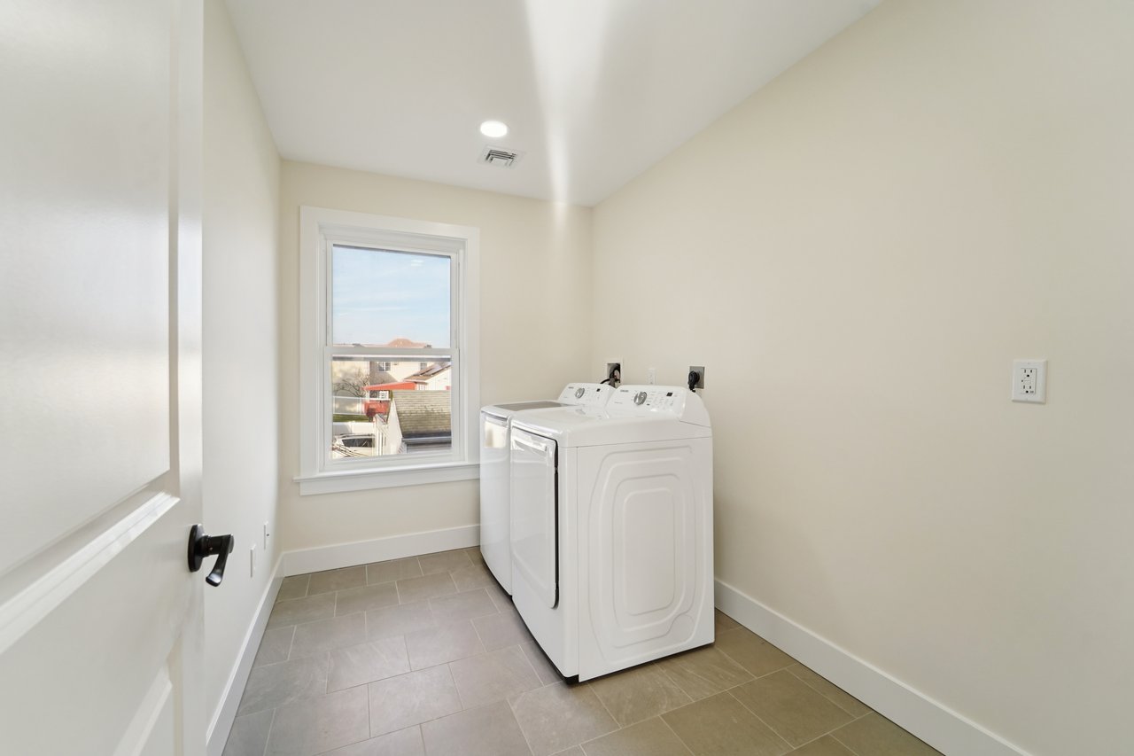 219 Mile Square Road