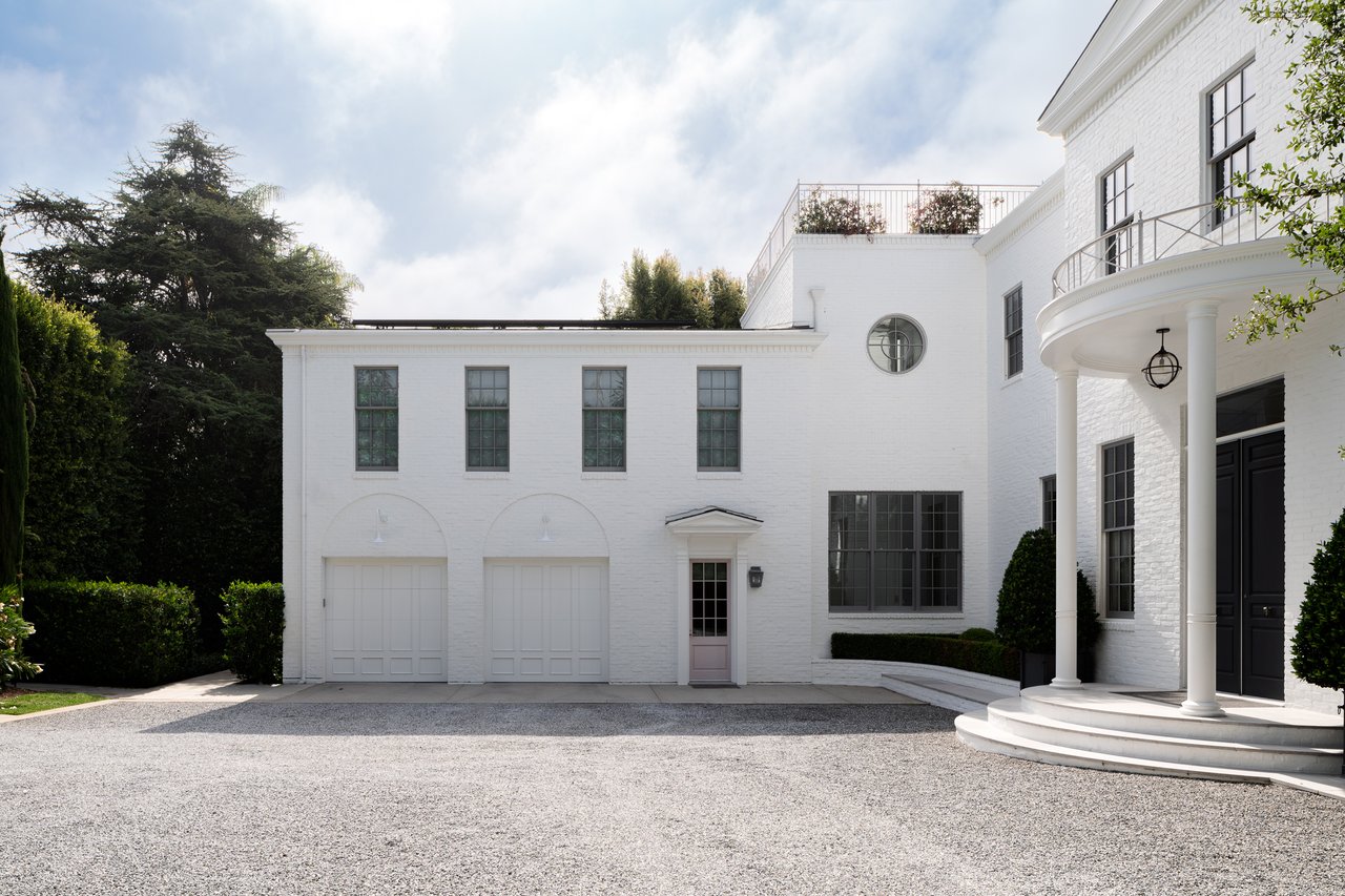 227 N. Tigertail Road