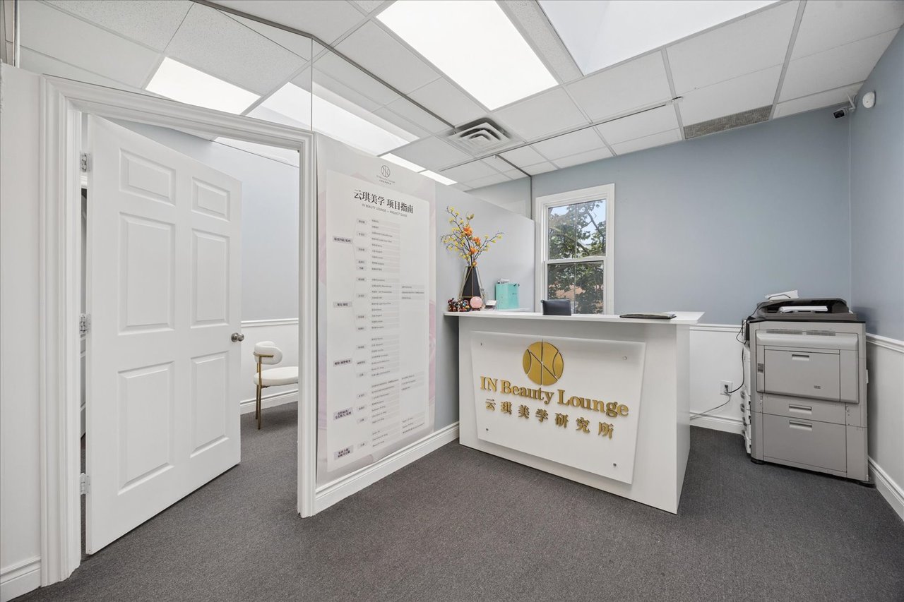 190 Main Street Unionville, Suite 202