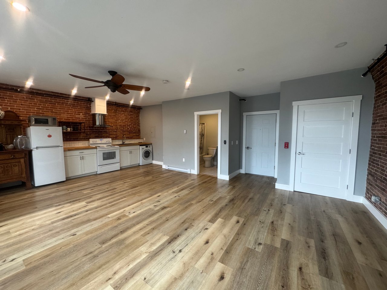 423 Main St #3B Rockland 
