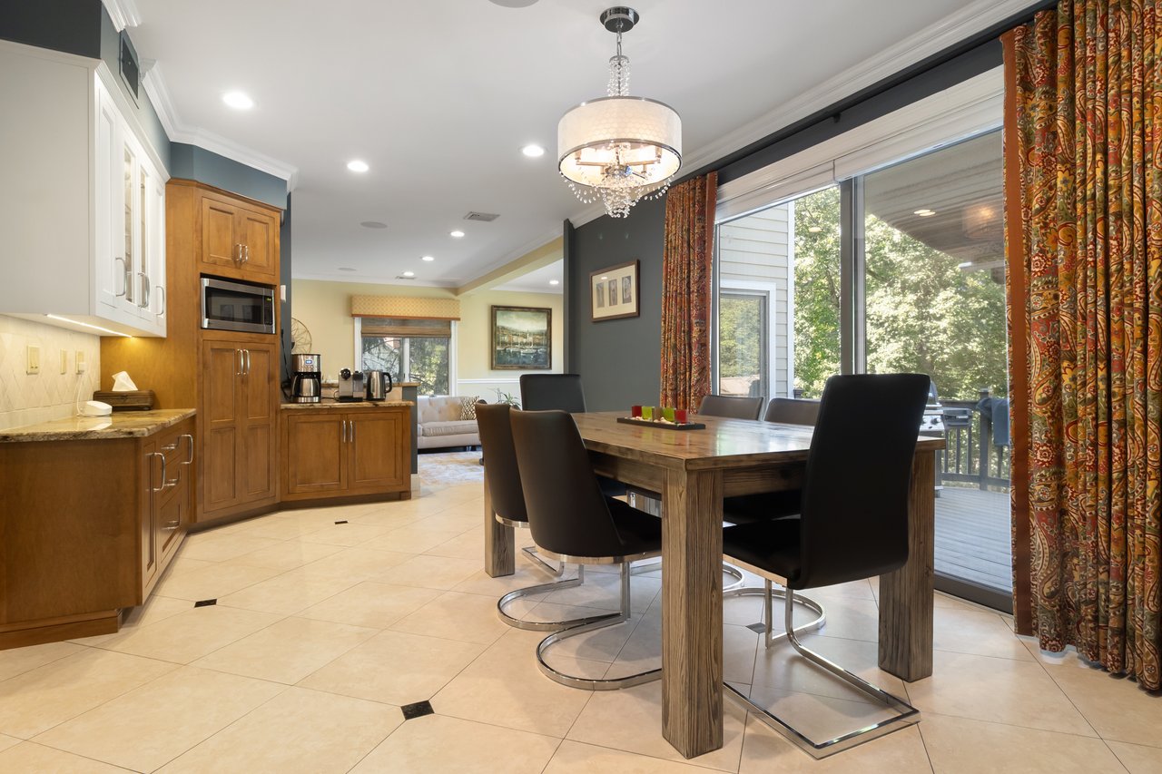 12 Logging Road