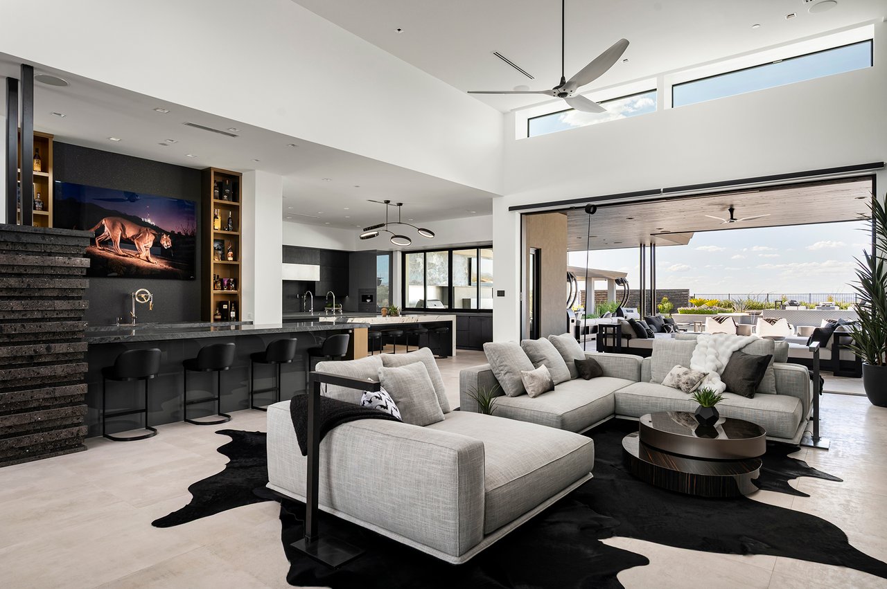 10784 E PINNACLE PEAK Road