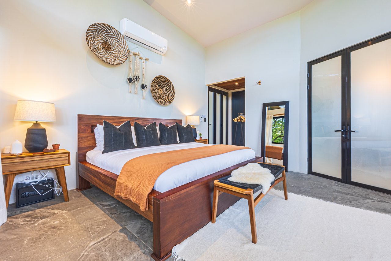 La Sombra Villas, Where Nature Meets Comfort in Tinamates!