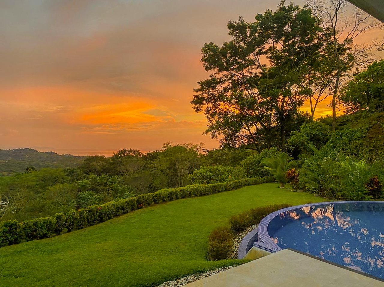 Private 2-Bed Hacienda with Ocean & Mountain Views, Pool & Development Potential in Ojochal