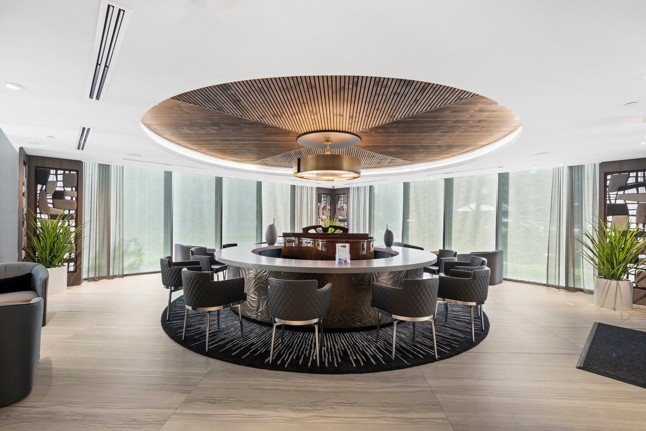 Las Olas River House