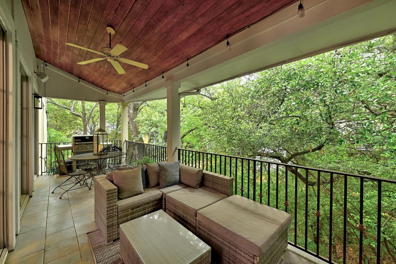 2100 Rue De St. Germaine