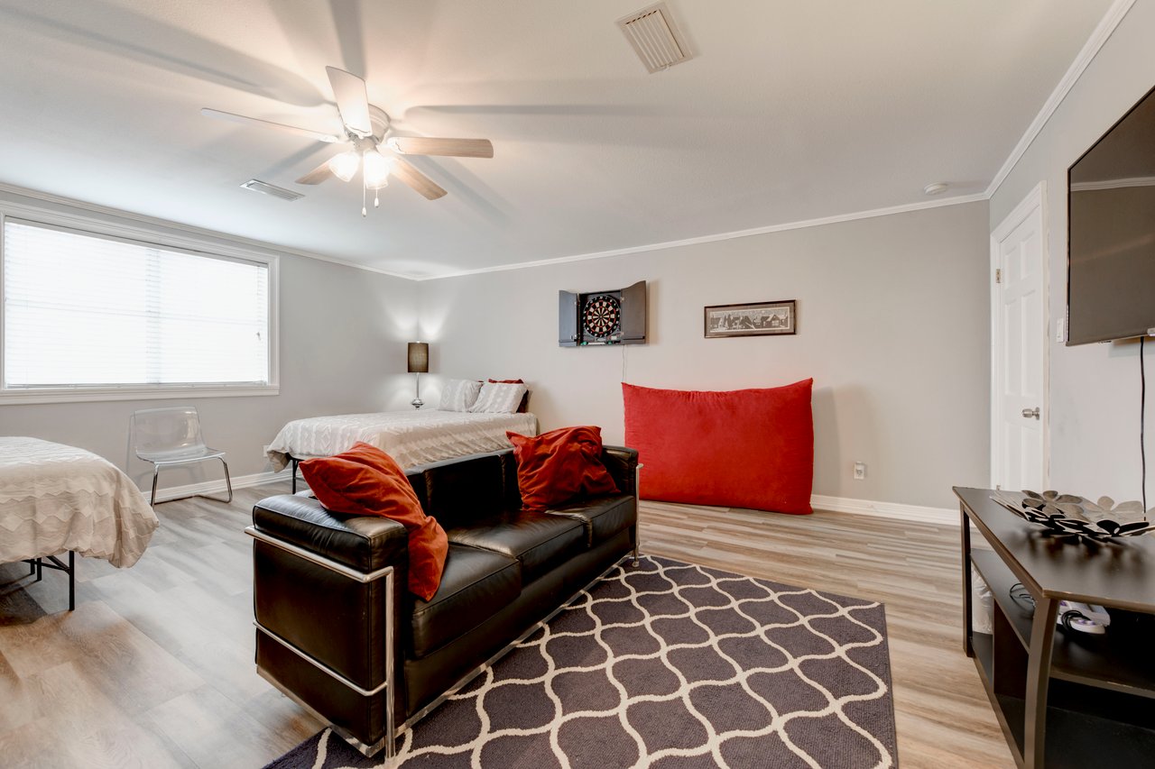 1303 Newfield Lane