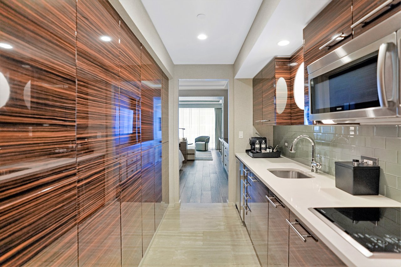 The Ocean Resort Residences (Conrad Fort Lauderdale Beach)