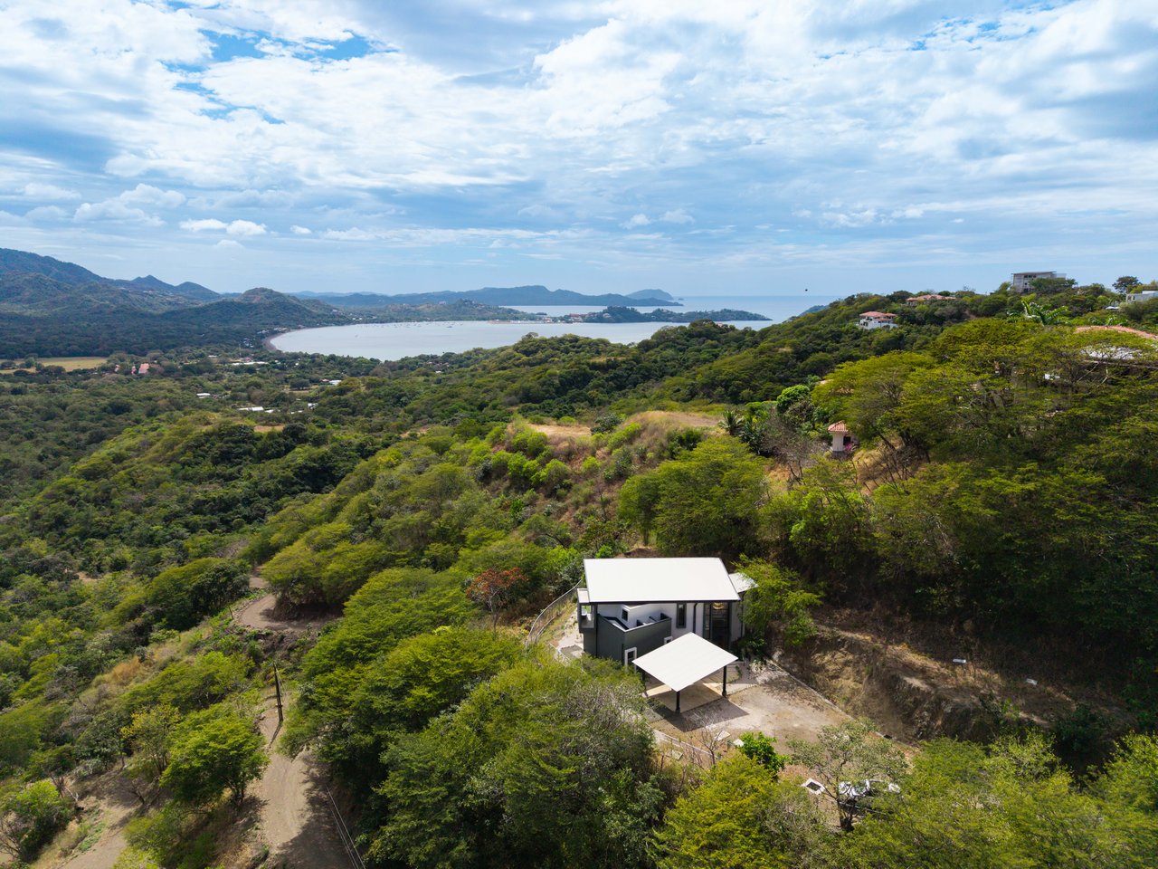 Villa Raoli | Get ready to live in your dream home in the stunning Pacific Heights!