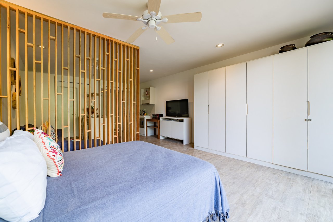 1 Bedroom, Condo, Mixie 203