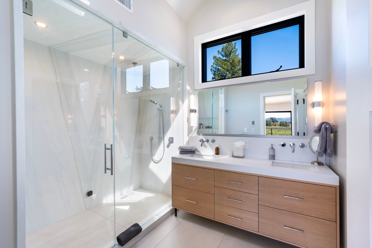 Contemporary Grove