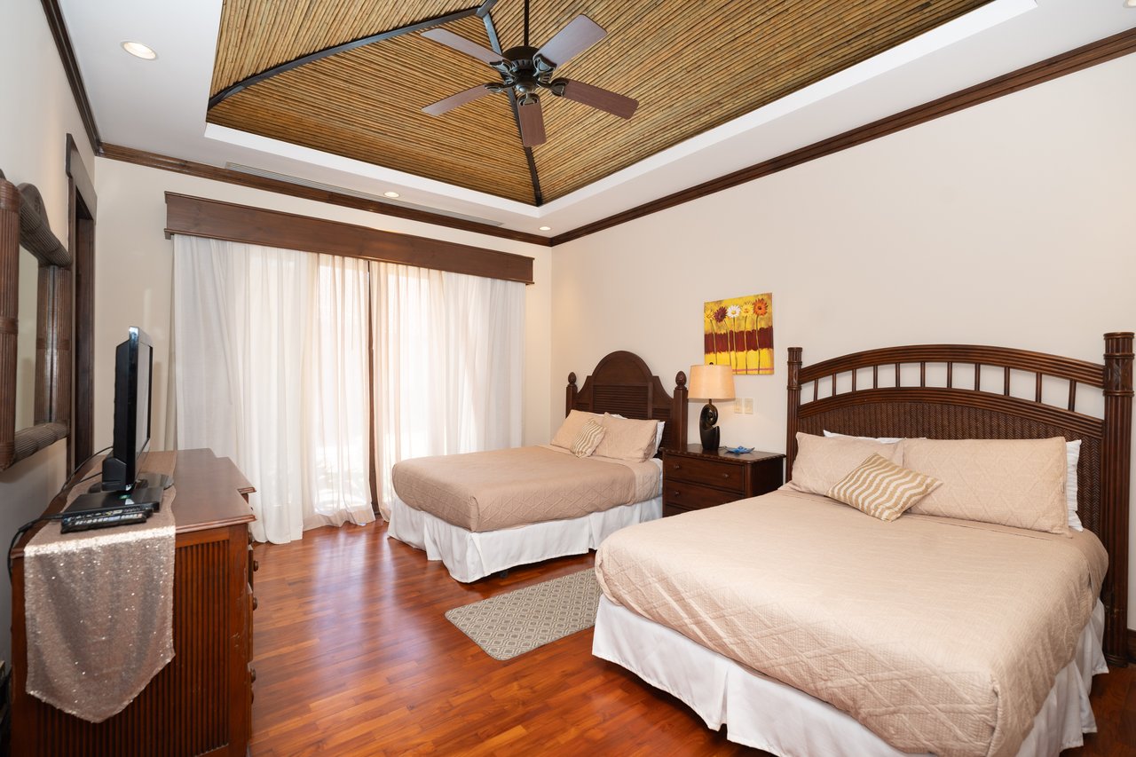 Los Malinches 6 | Luxury Spanish Colonial Townhouse in Hacienda Pinilla