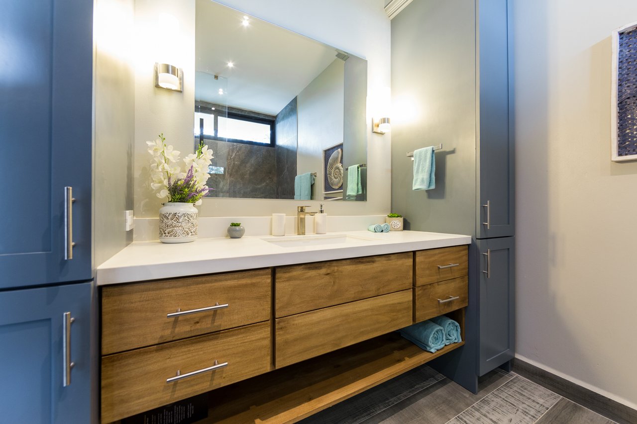 Casa Giving Tree | Modern 5-Bed Luxury Home with Beach Access in Tamarindo, Costa Rica