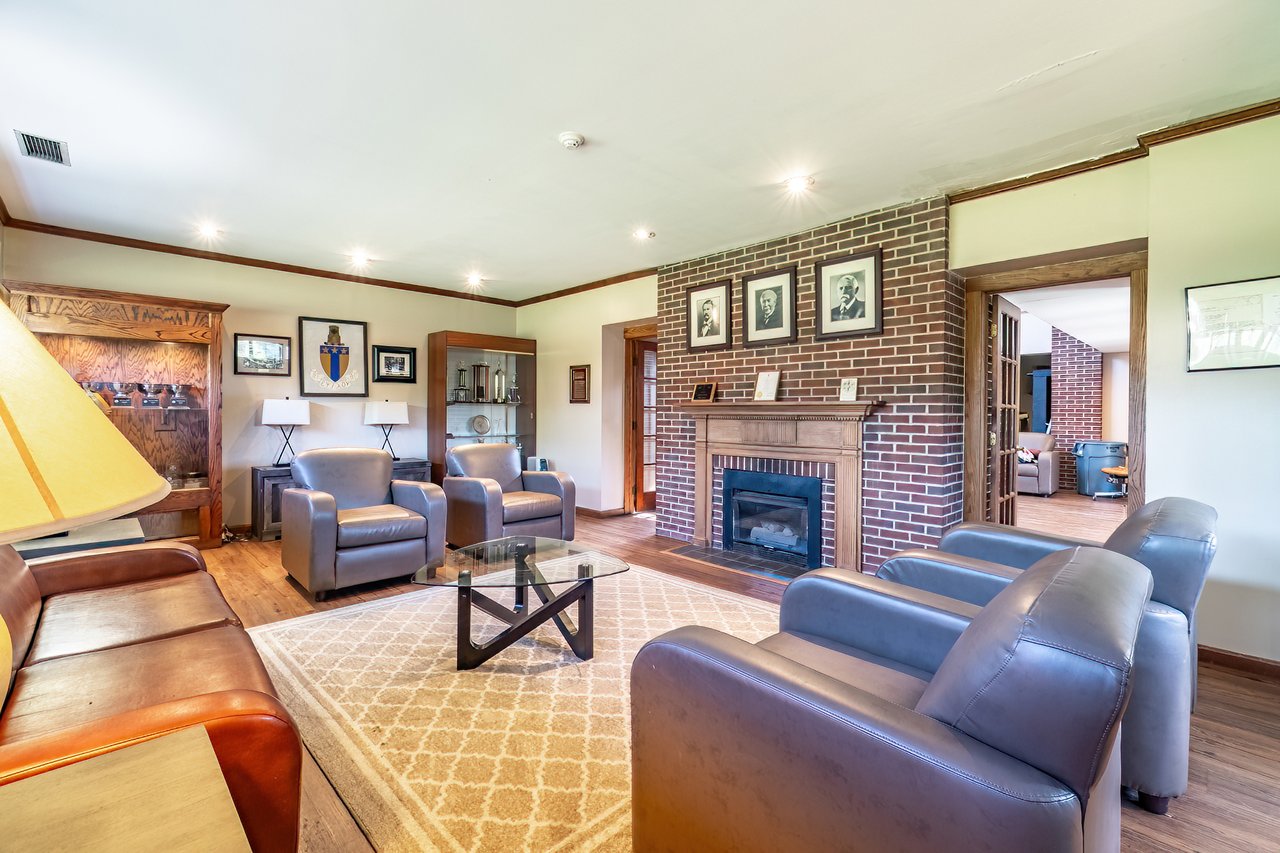 Ball State Greek House Goes to Public Auction