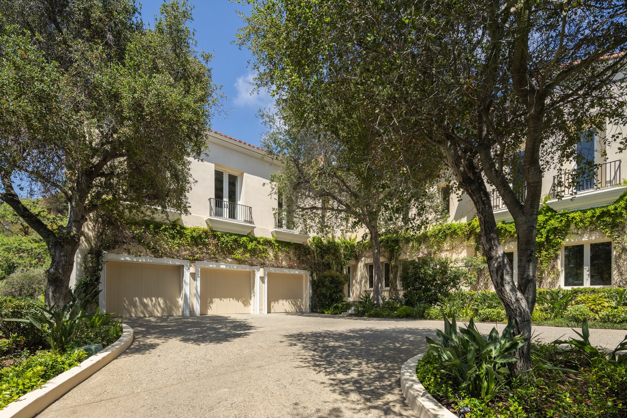 1672 Waynecrest Dr, Beverly Hills