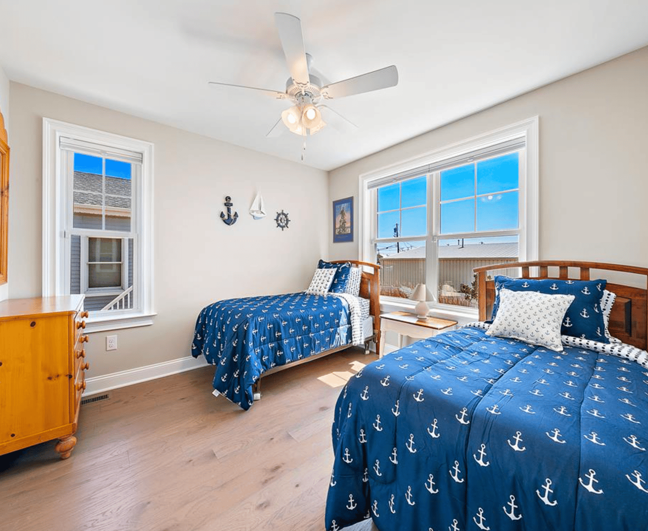 24 W Winifred Avenue, Beach Haven Crest