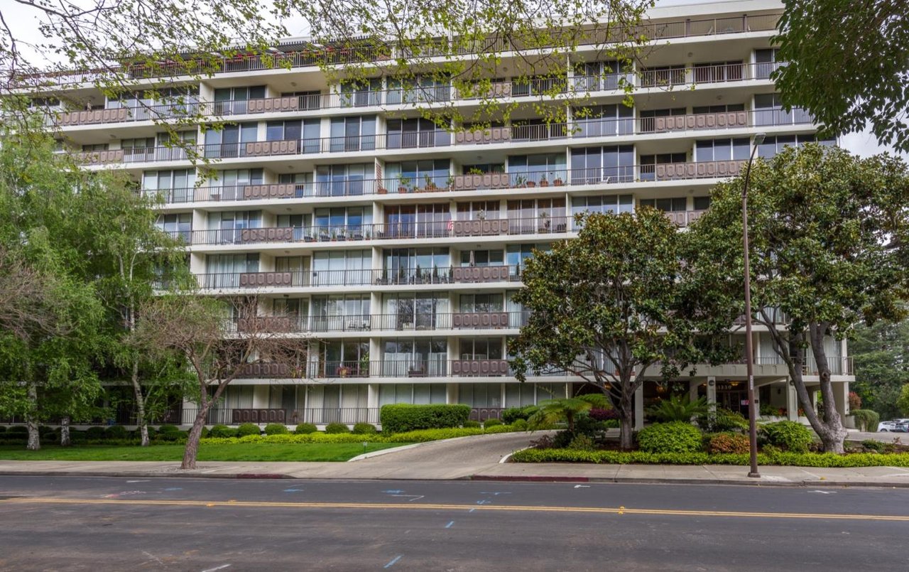 1330 University Drive, No. 35