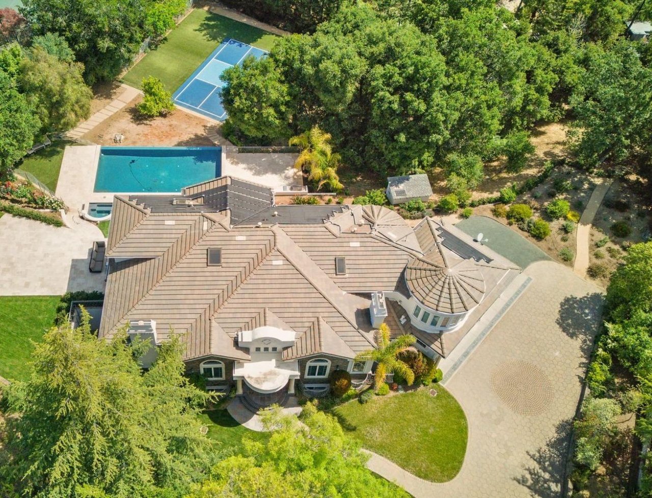 12690 Dianne Dr