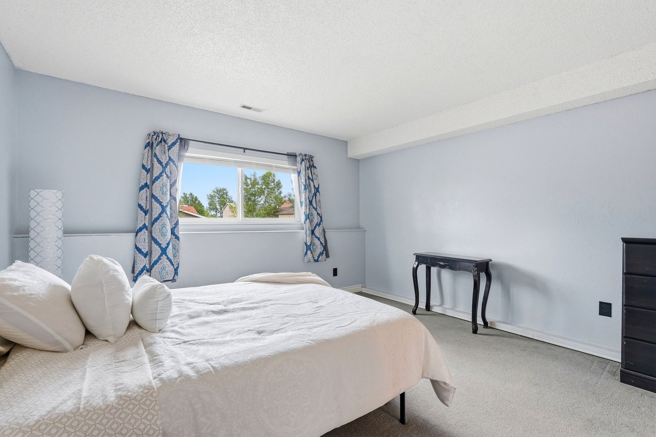 3820 Soft Breeze Way