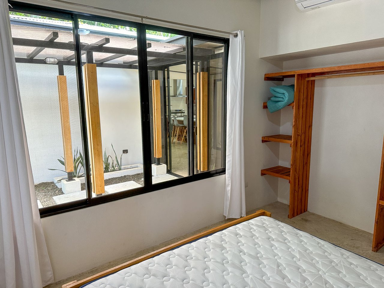 Rainforest Home with River, Jungle Trails & Pool in Ojochal