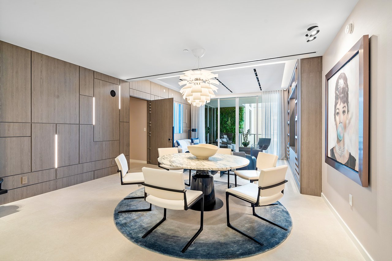 200 SE Mizner Blvd #809