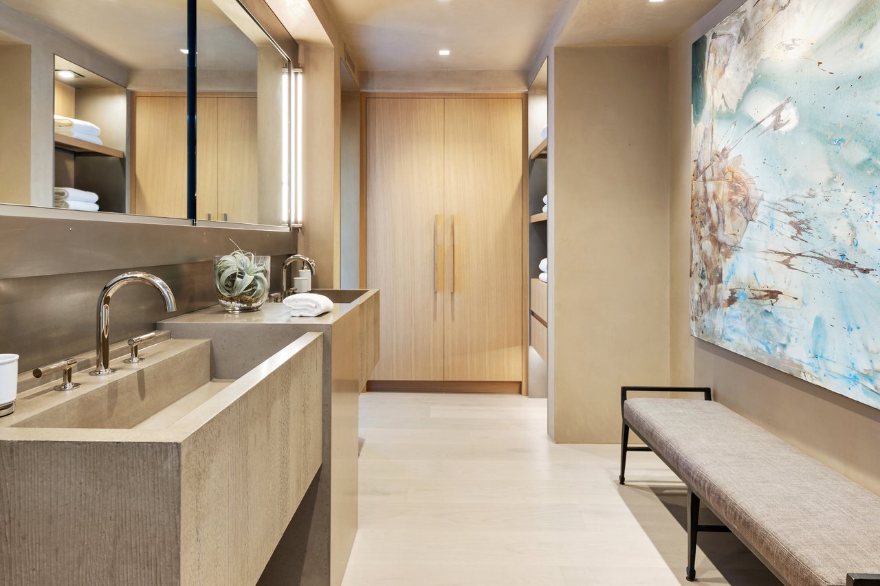 Erin Martin-Designed View Apartment