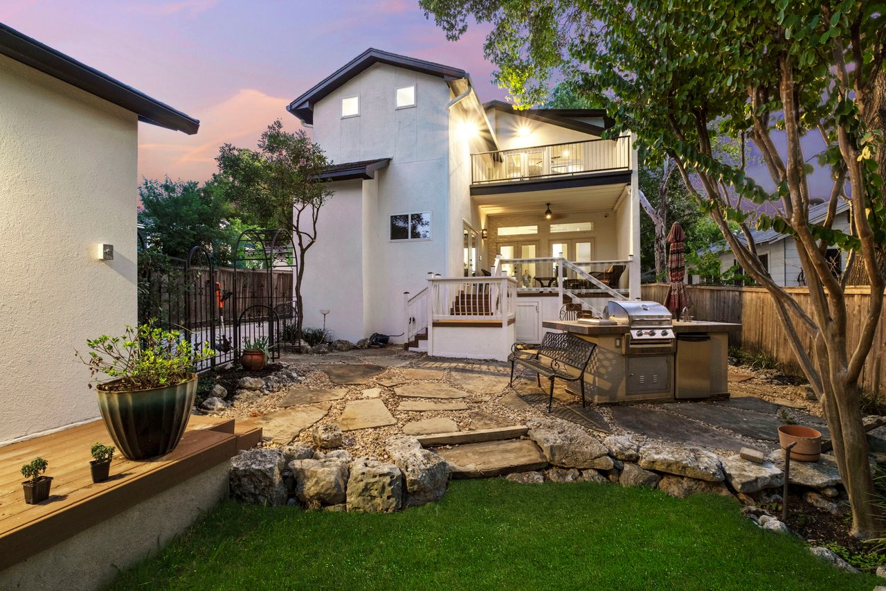 A Slice of Texas Charm in Alamo Heights