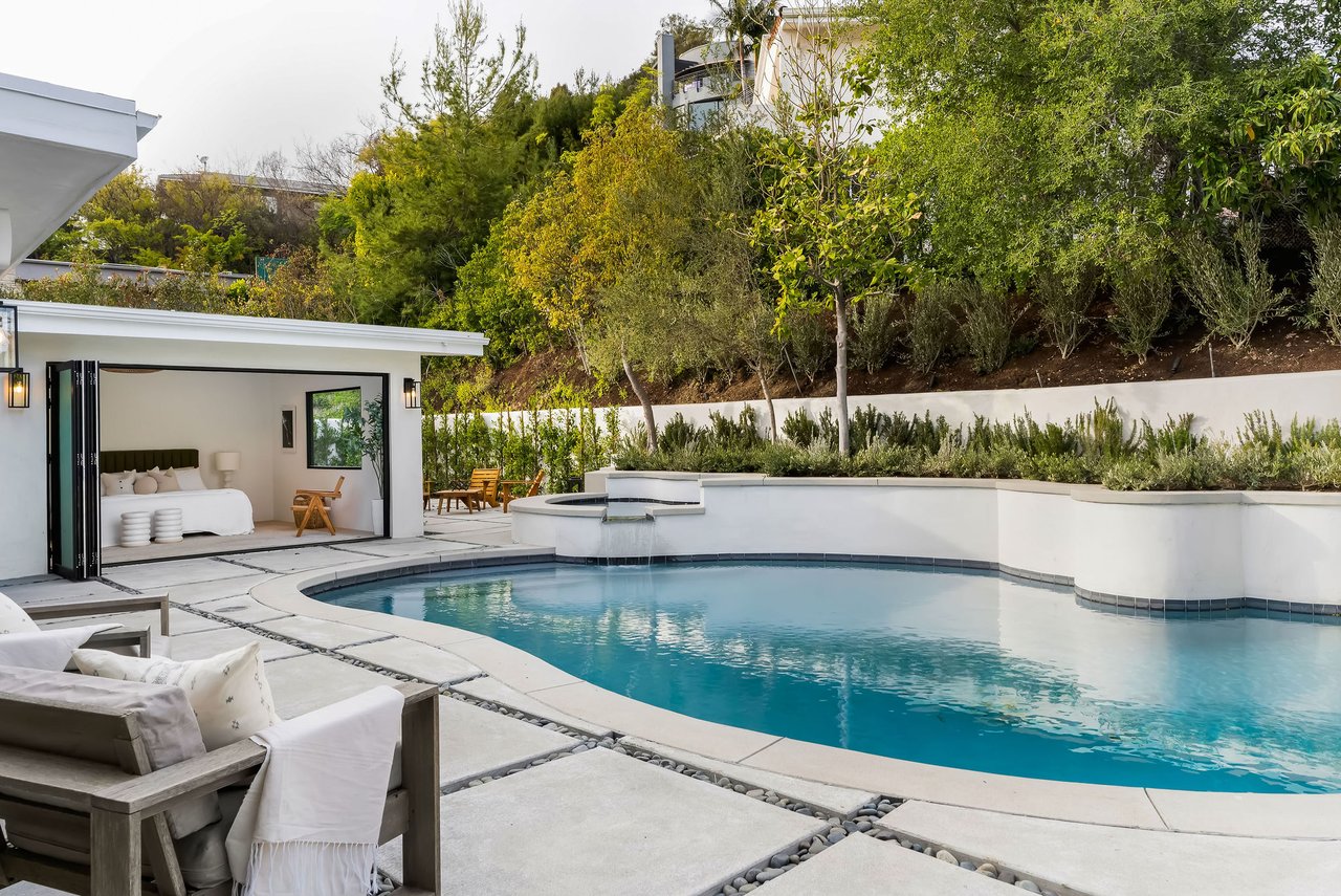 2600 Zorada Drive