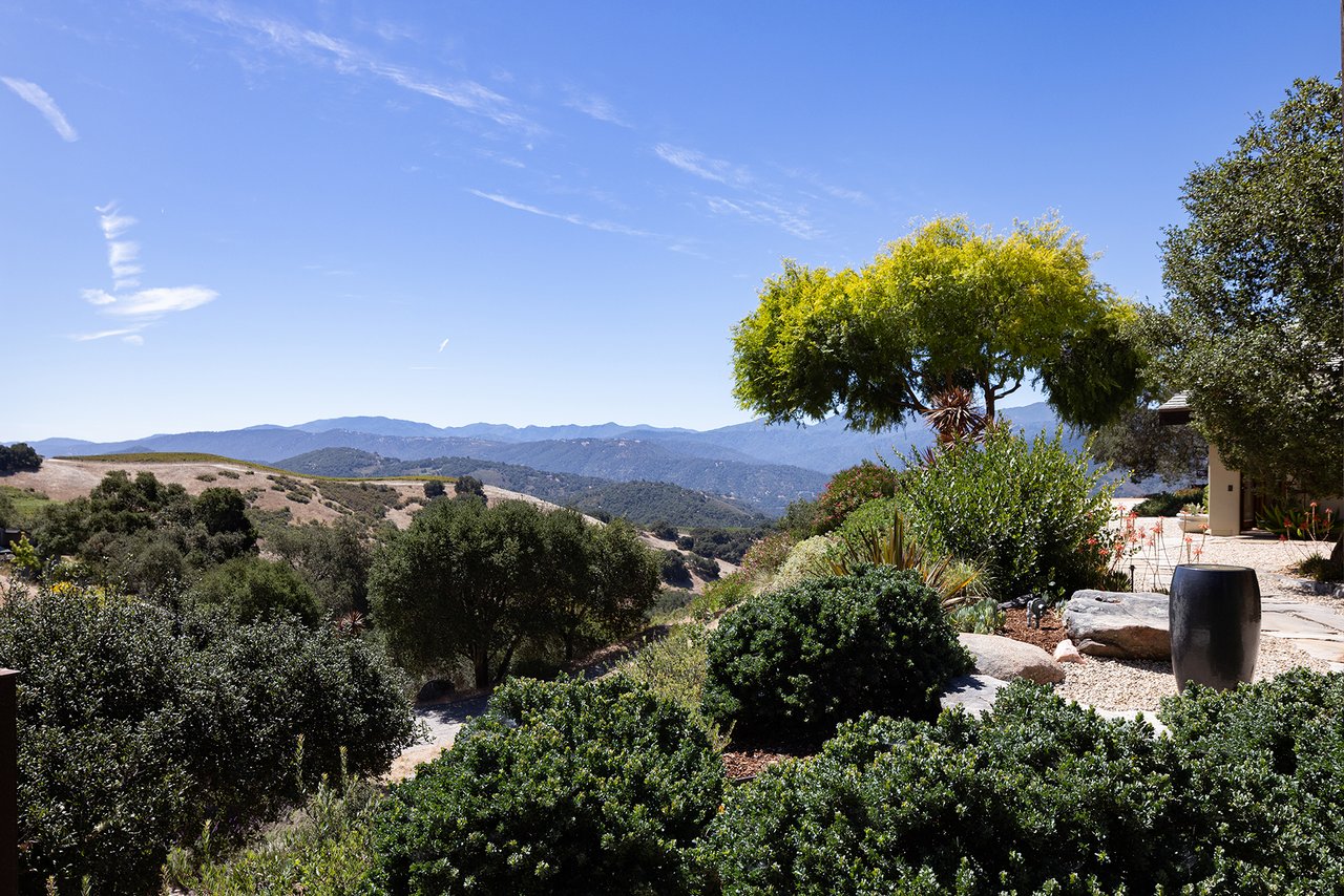 Private Hilltop Sanctuary