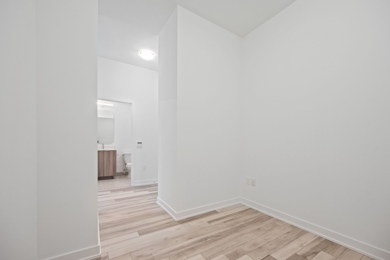 15 Richardson Street #204