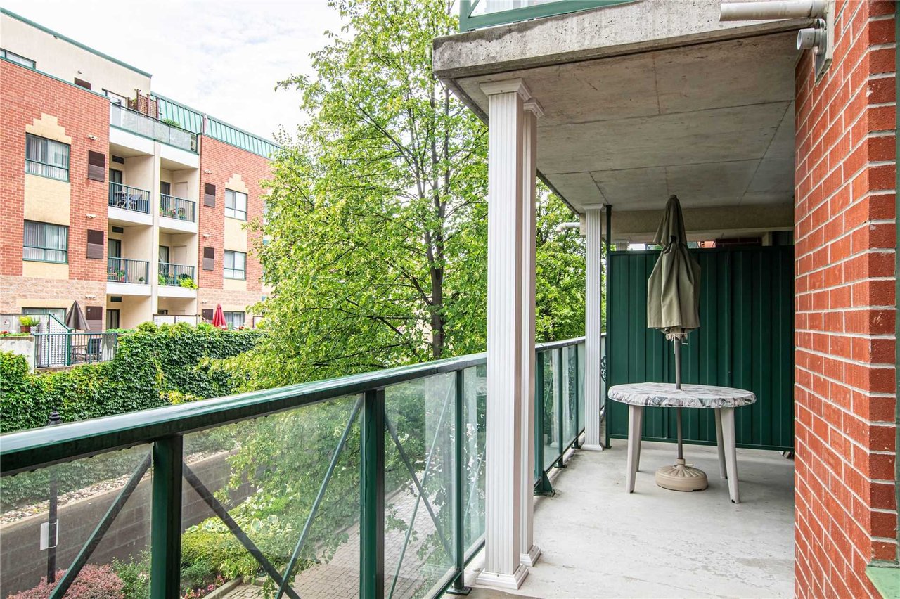 141 Woodbridge Ave W 206