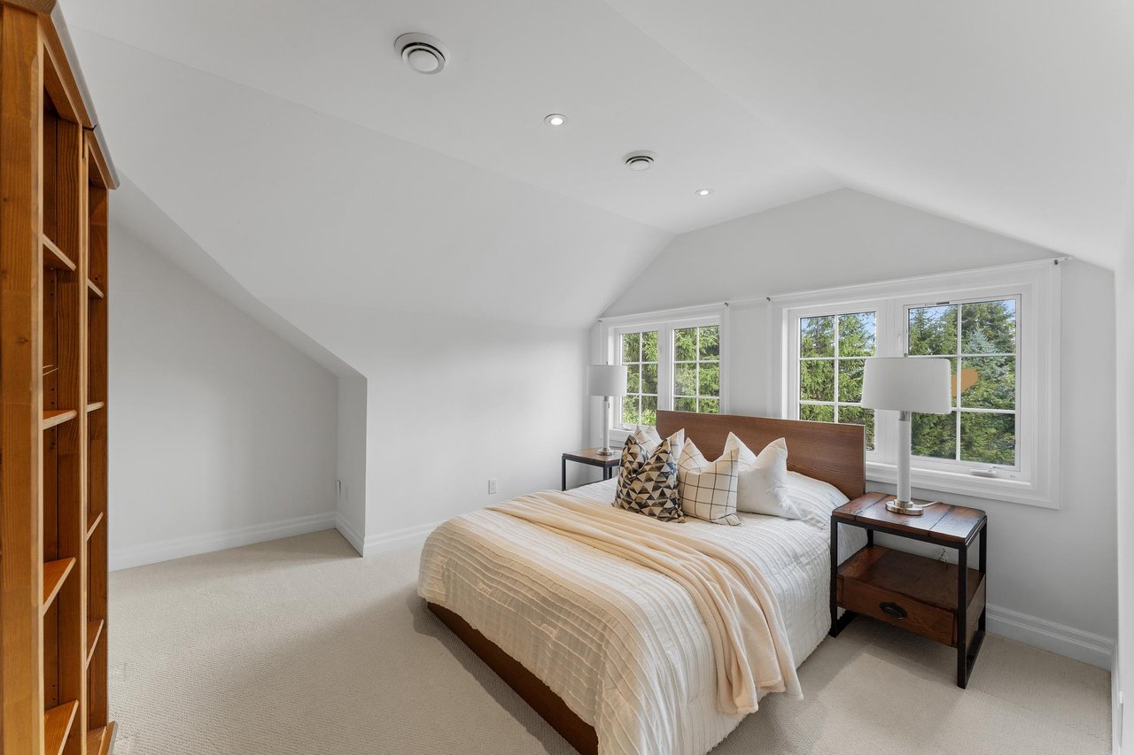 42 Witherspoon Way