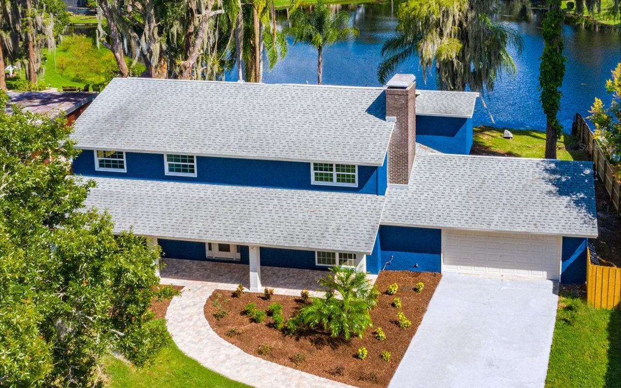 11715 Phoenix Cir