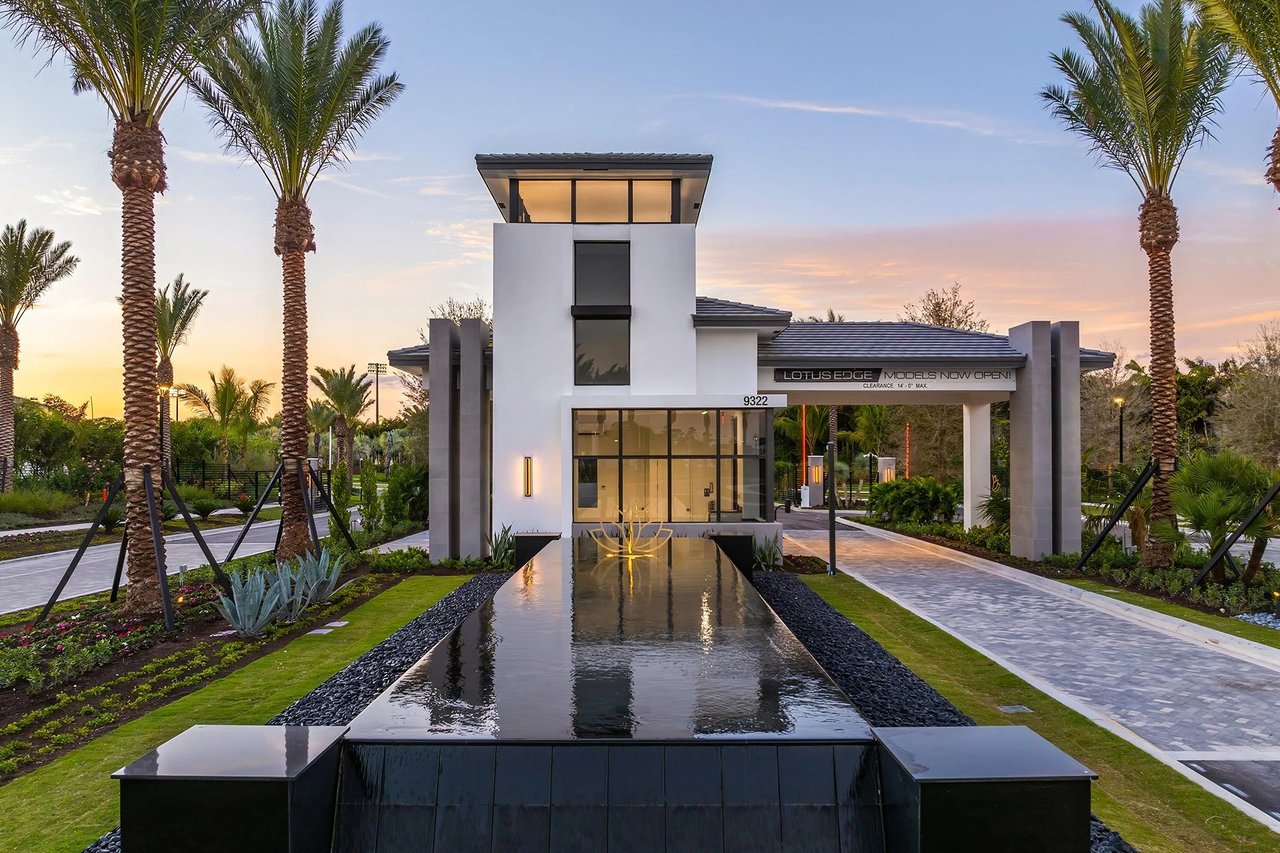 Lotus Edge