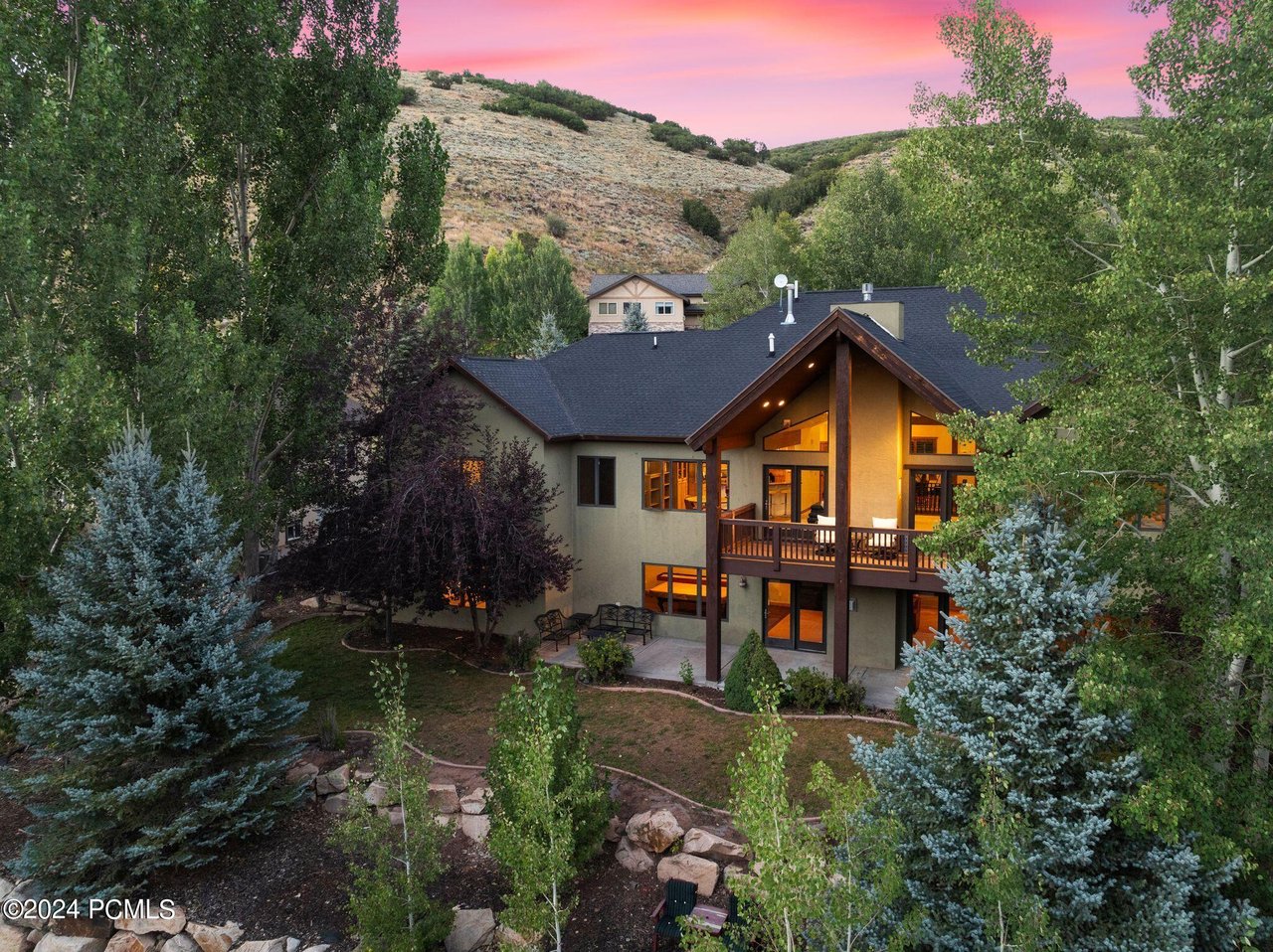 3527 Daybreaker Drive