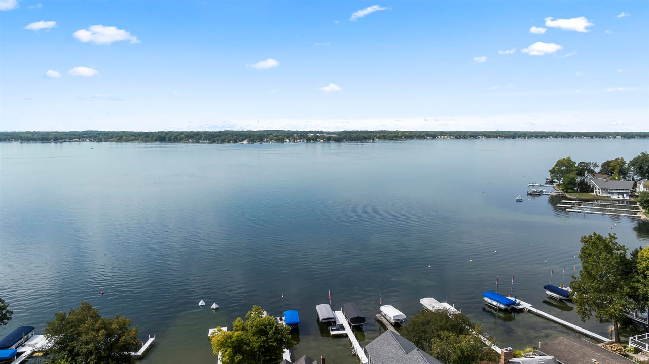 11247 N East Wawasee Drive