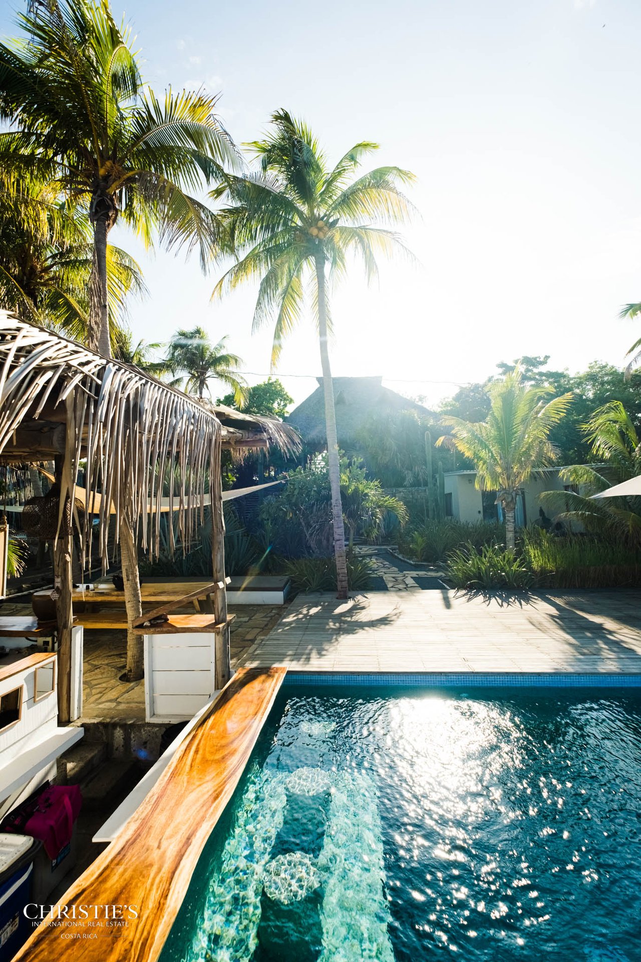 Mandla Boutique Coastal Retreat with World-Class Surf