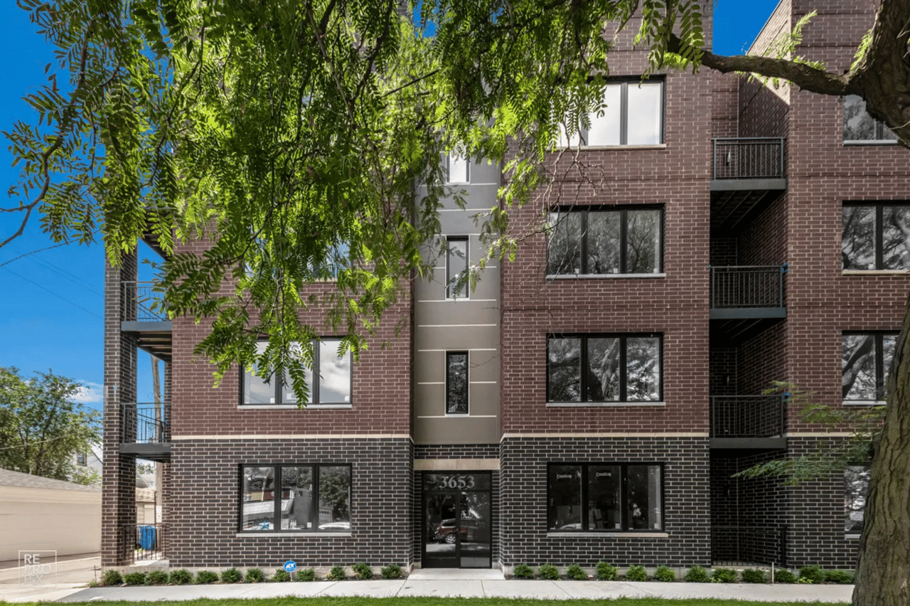 3653 Barry
