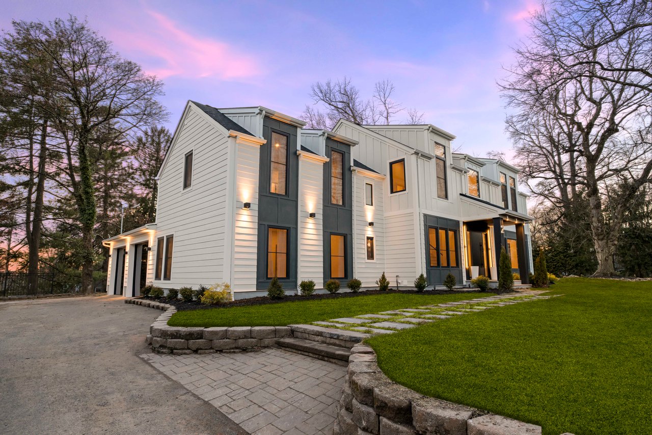 Quiet Luxury. Bold Architecture. A Coveted Address