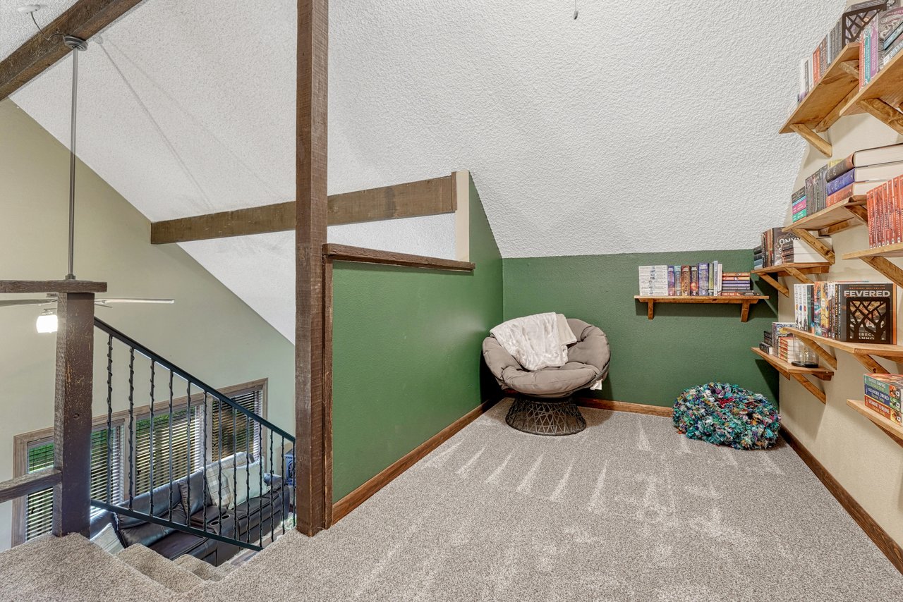 11125 Black Forest Road