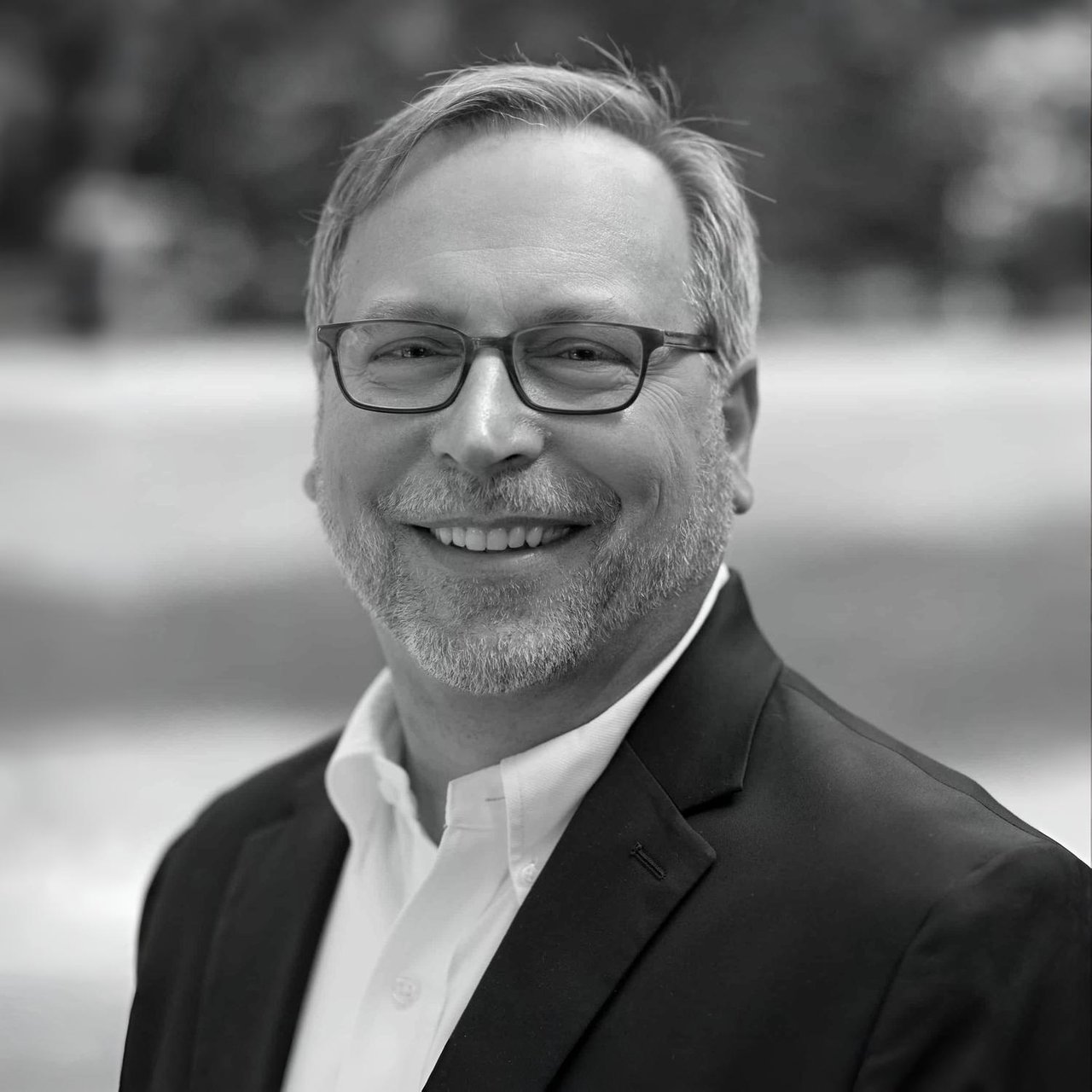 Mike Reece Newton, MA Real Estate Agent Headshot