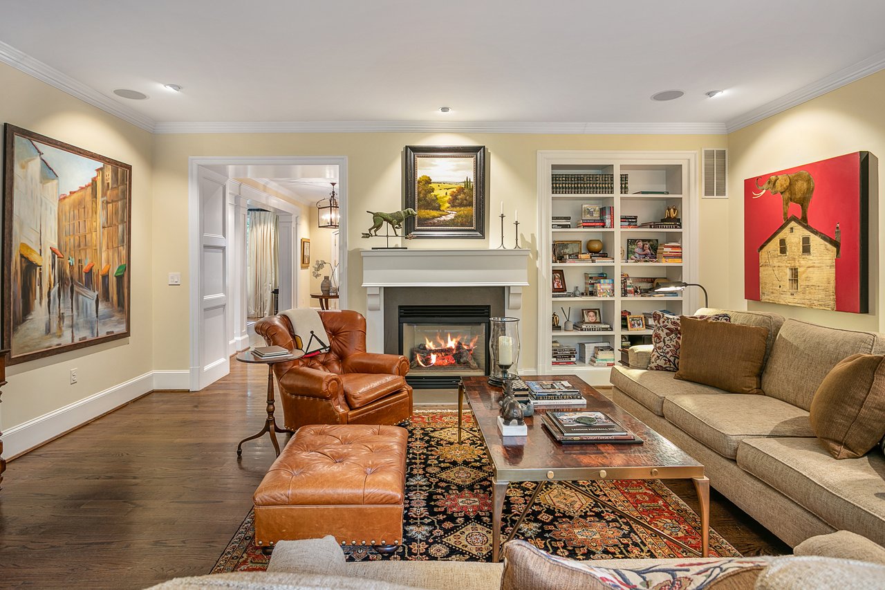 5025 Linnean Ave NW, Washington, DC 20008