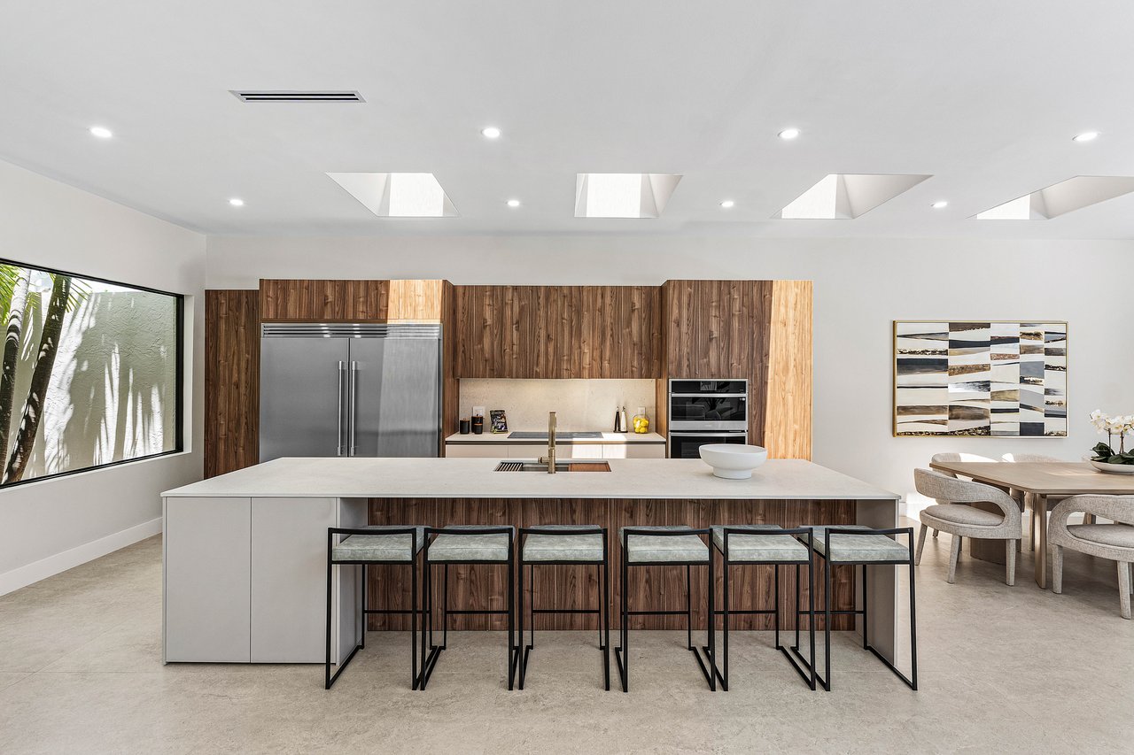 5323 Ascot Bend