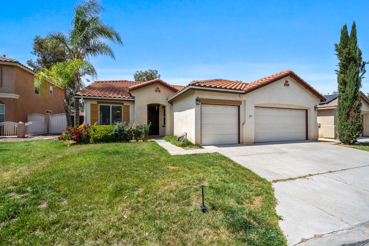 225 Caldera Ln