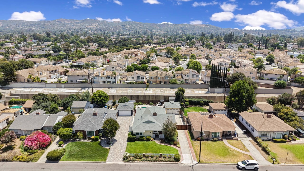 1720 E Walnut Creek Parkway