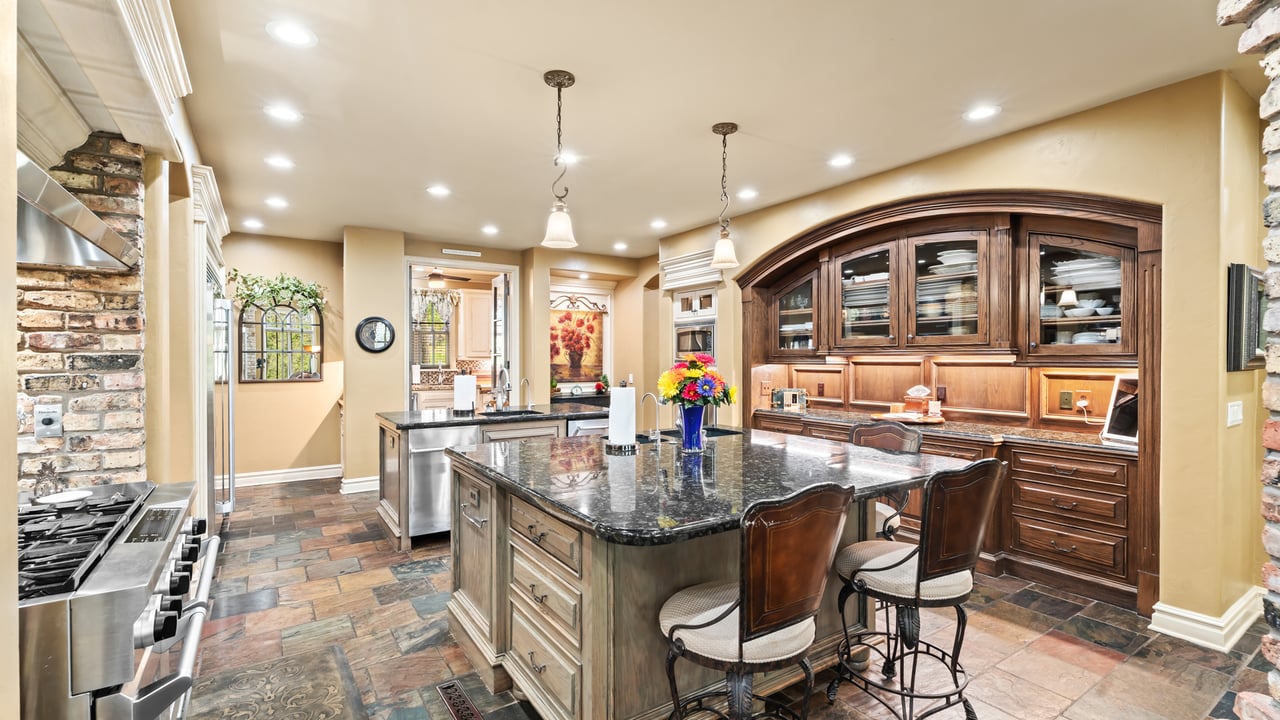 Listing of the Week - Gated Saratoga Farms in Edmond, Oklahoma - Wyatt Poindexter - The Agency Oklahoma 