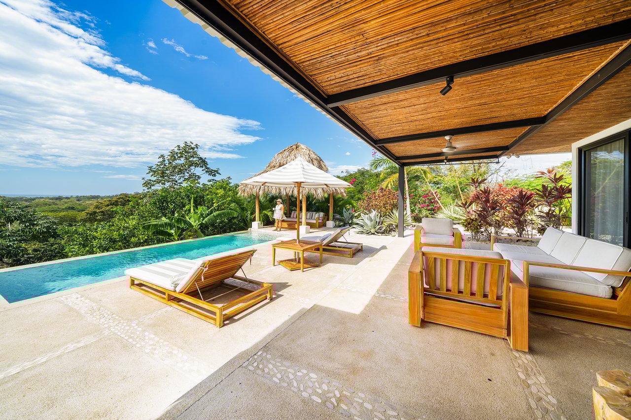 Casa Salinas – 3 beds ocean view home in playa grande