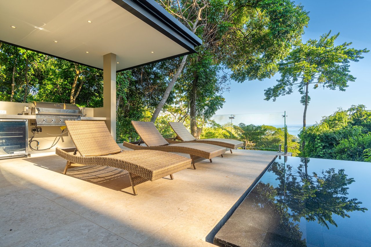 Casa Colibri — Protected Whale's Tail Views From a Private 3-Home Ridge Enclave | Uvita